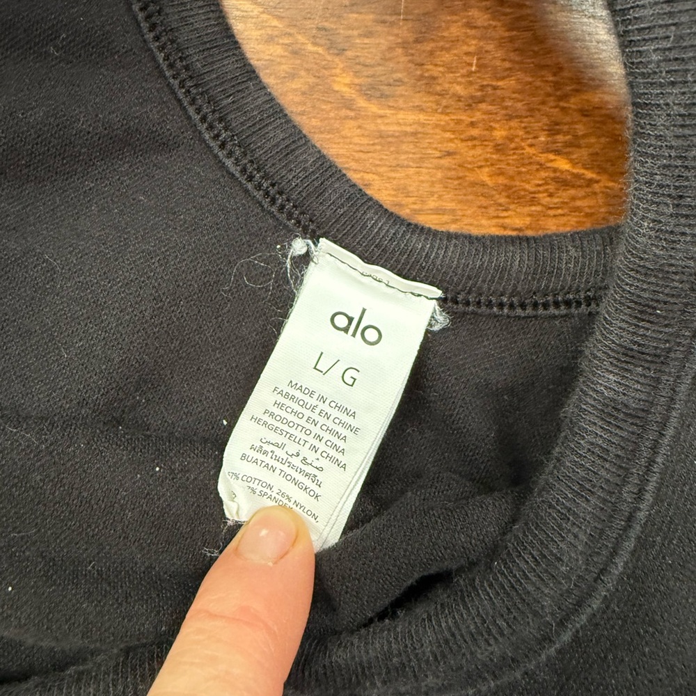 ALO Yoga Seamless Chosen Bra - Picture 2 of 5